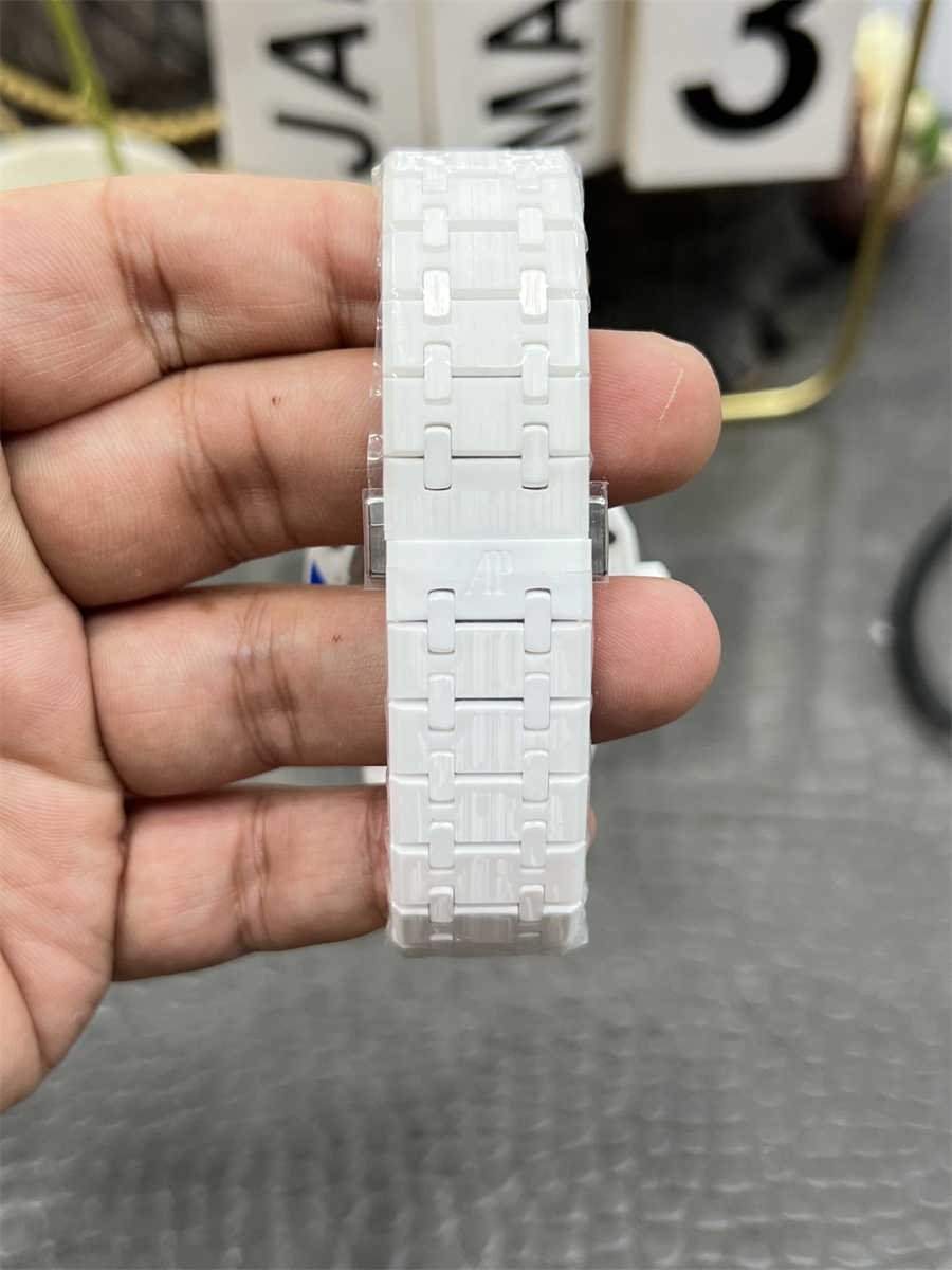 Audemars Piguet 15500 Replica White Ceramic Mod by APS Factory – Full Custom Edition Review (2025)